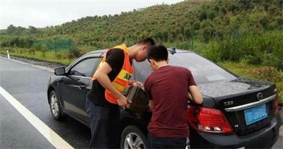 莱芜永福道路救援